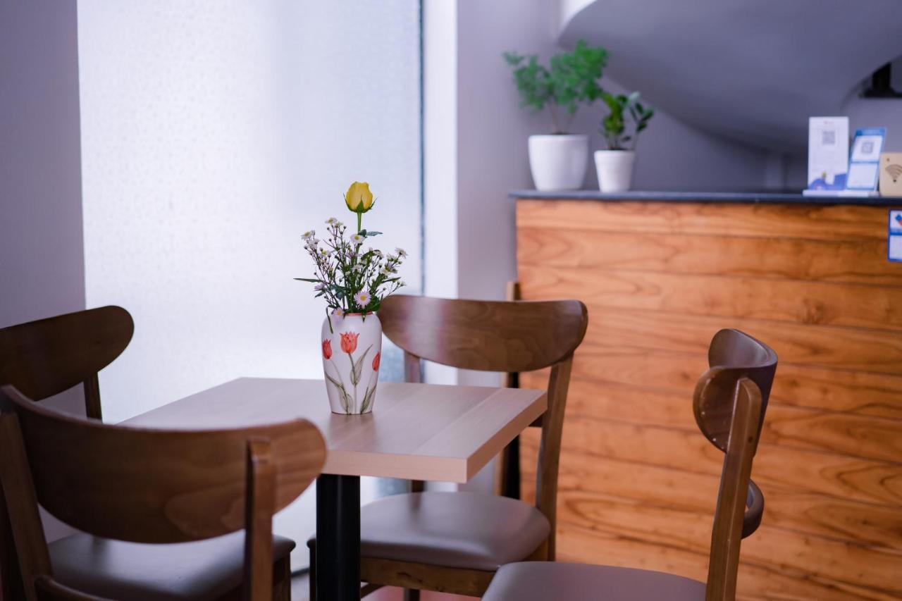 An Chi Homestay Хуе Екстериор снимка